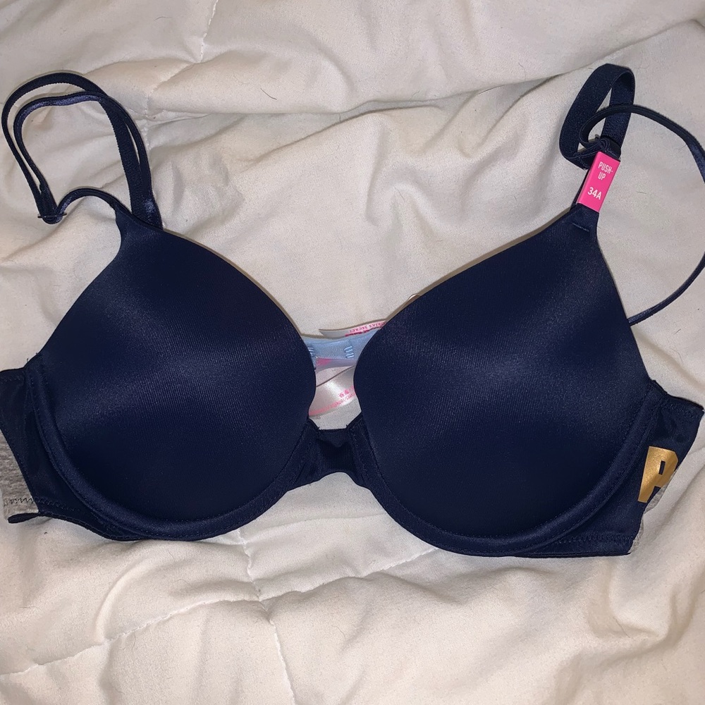 Victoria’s Secret Pink bra